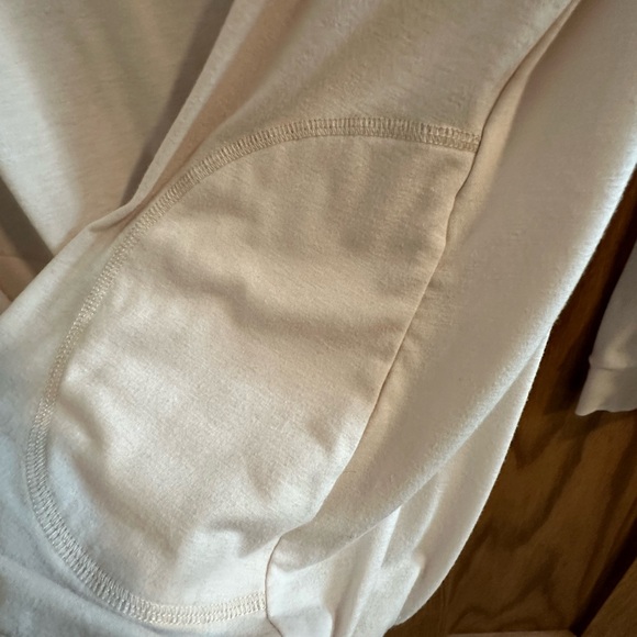 Long Sleeve Top with cheetah print - Picture 5 of 6